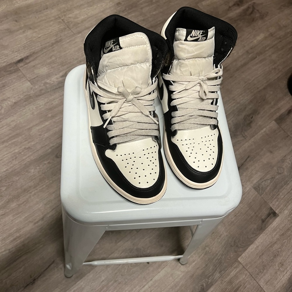 Air Jordan 1 retro high Og dark size 8.5